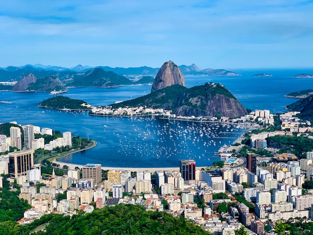Rio De Janeiro . Famous places in South America 