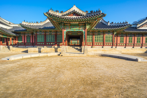  Changdeokgung Palace 