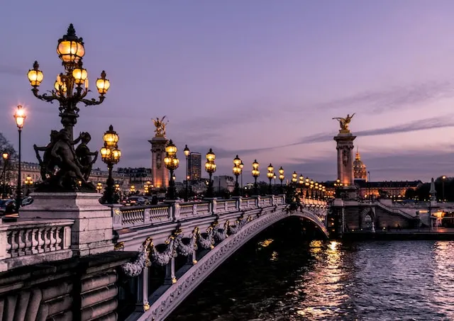 Tourist Sites In Paris
